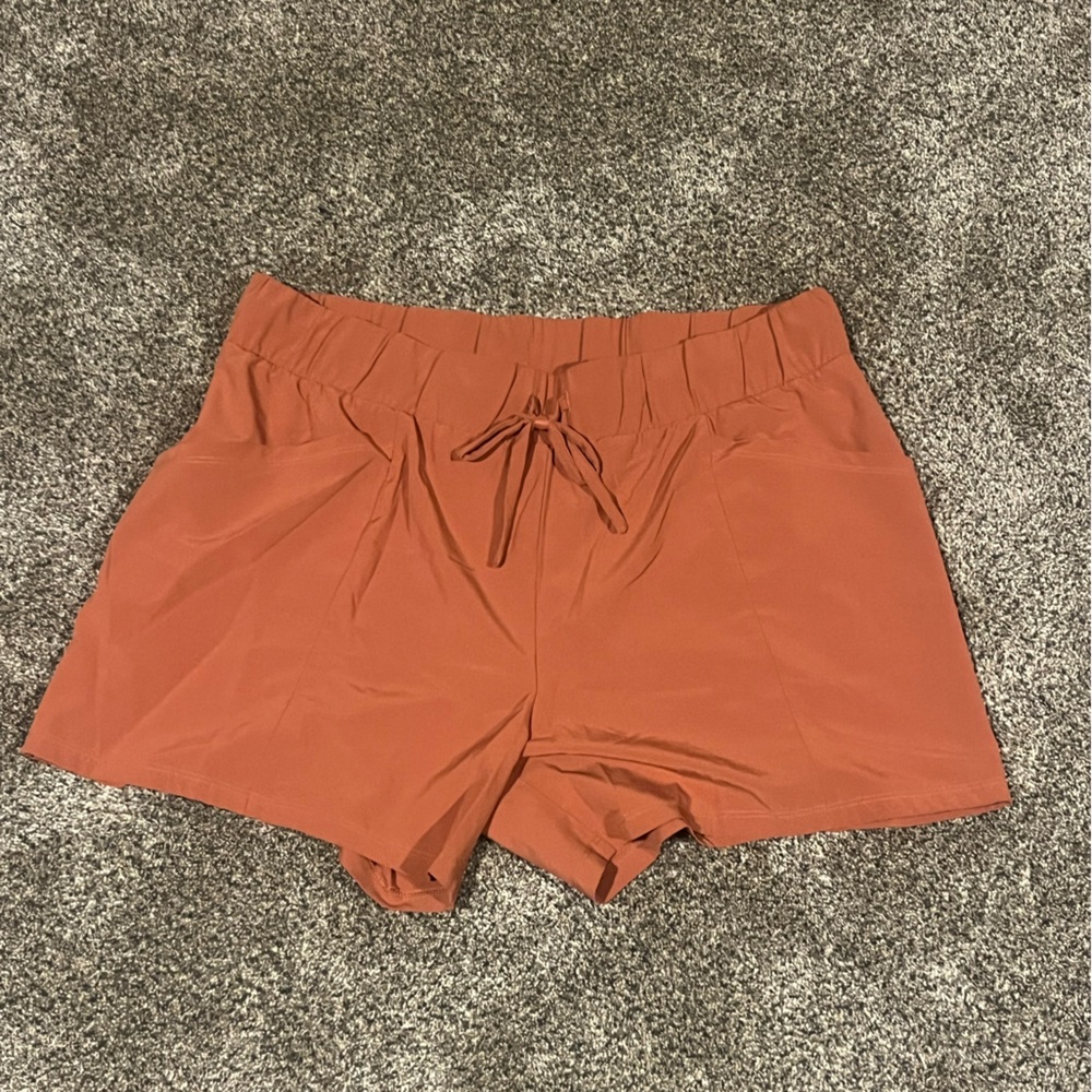 Women's Rust Shorts